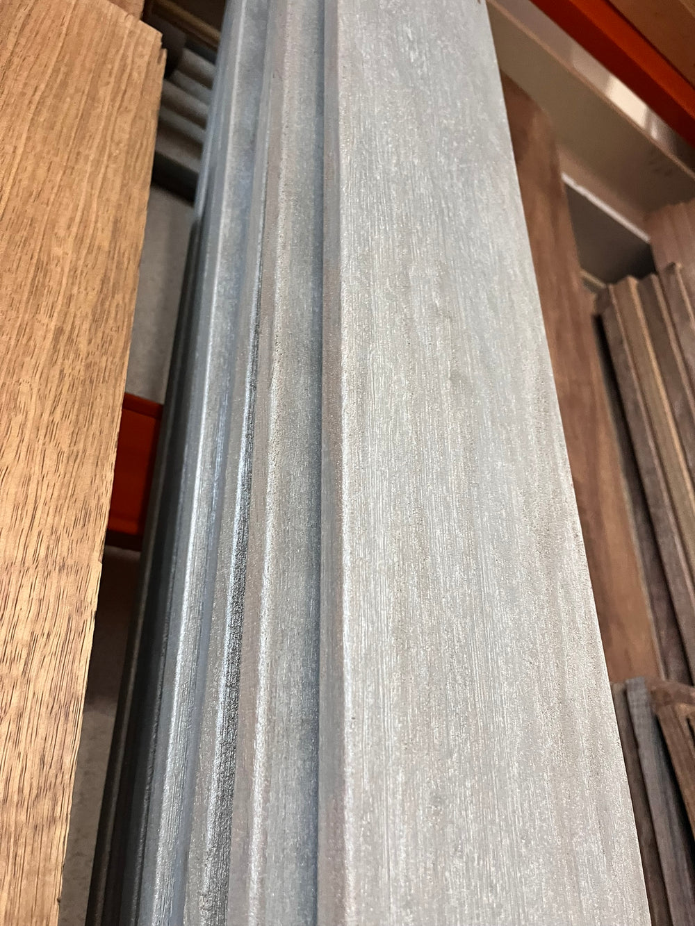 Frake 140x3050mm voorvergrijsd