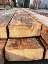 Oude grenen balk 90x240x5400mm