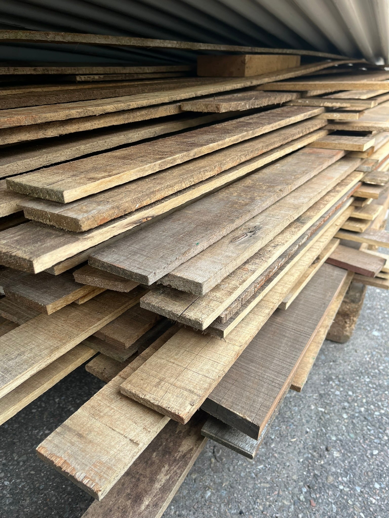 Hardhouten planken klein / smal 2€