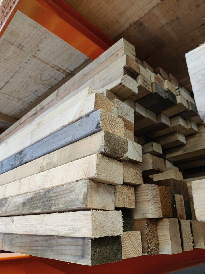 beams 44x69 finely sawn 3.05 m