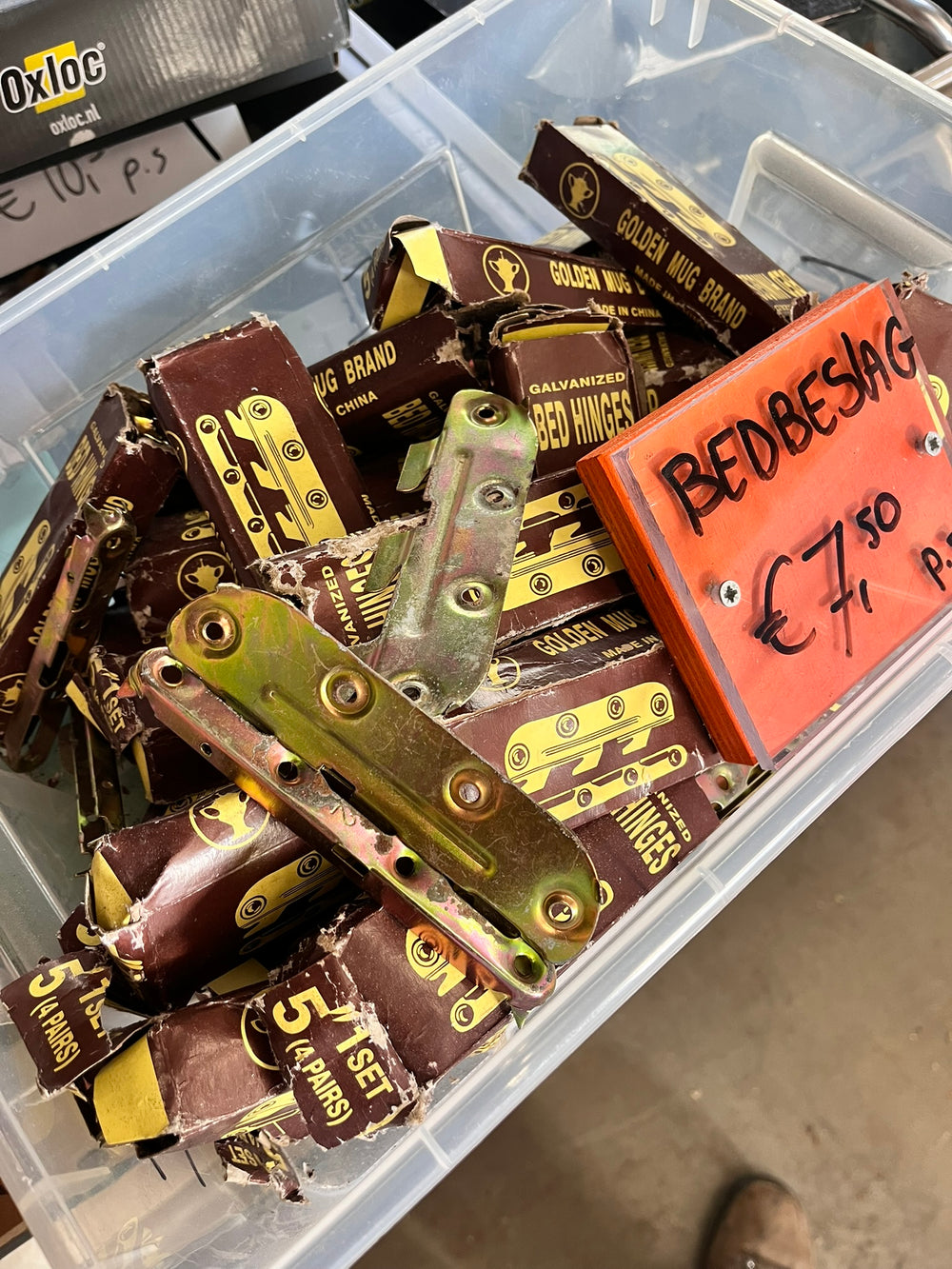 Bedbeslag €7,50